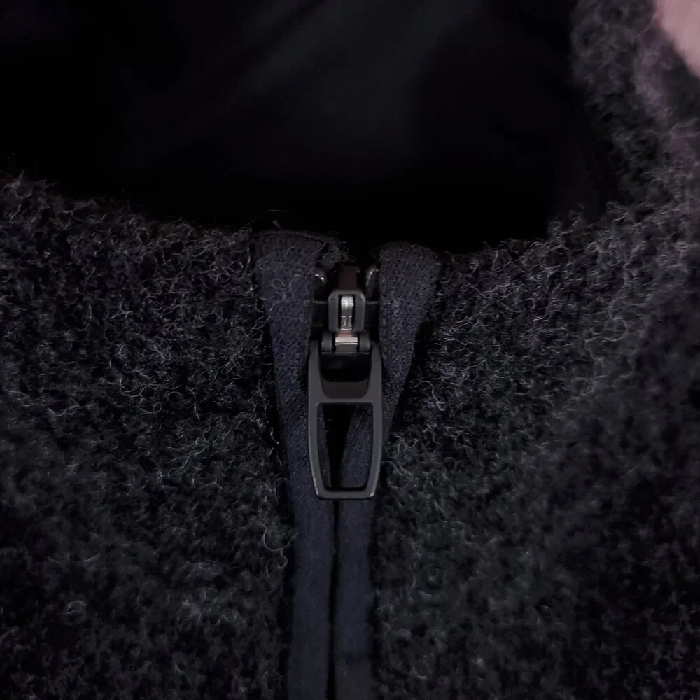 Lululemon Tundra Trek Vest Mens Small Wool Blend Sherpa Fleece Heathered Black - Picture 4 of 13